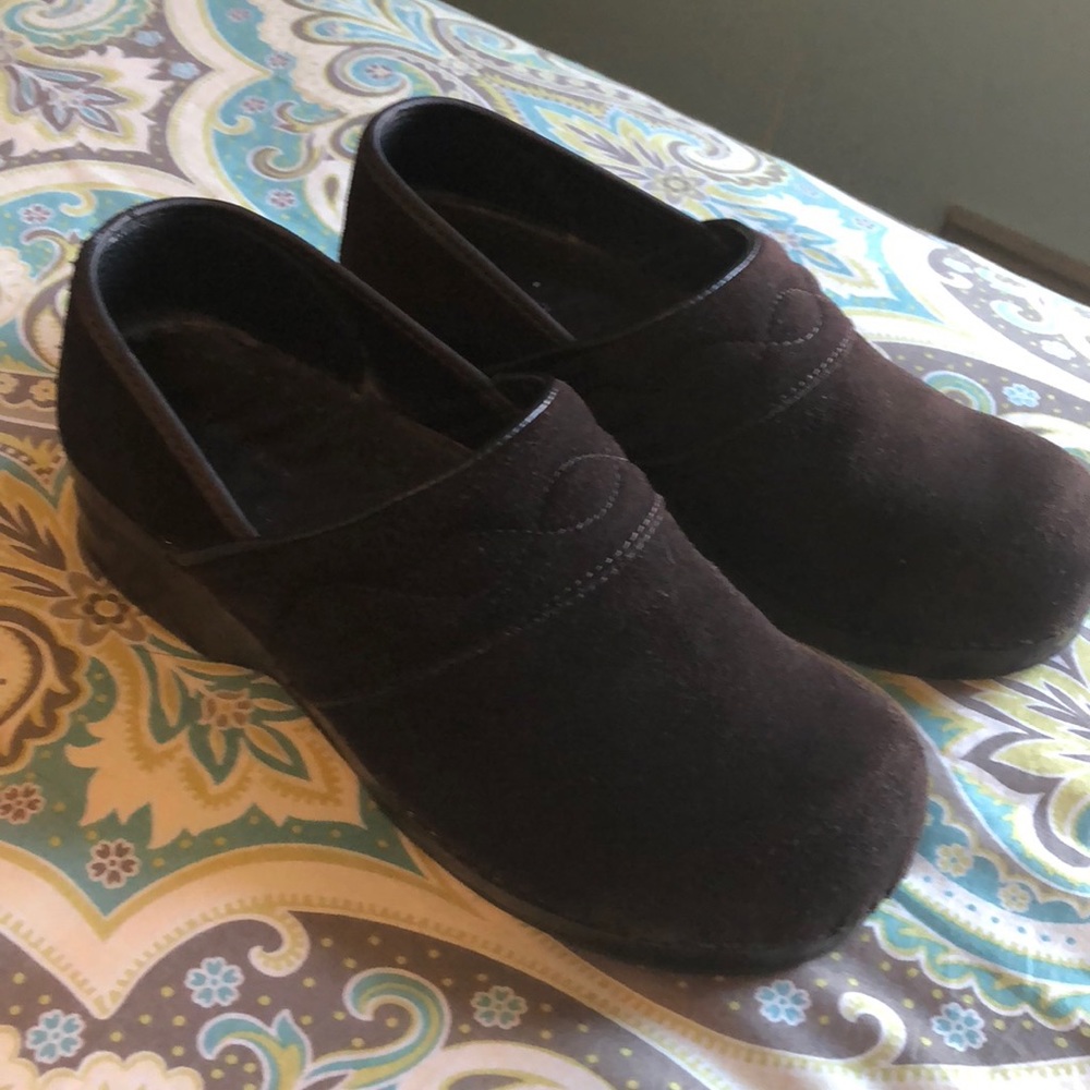 Lands End clogs